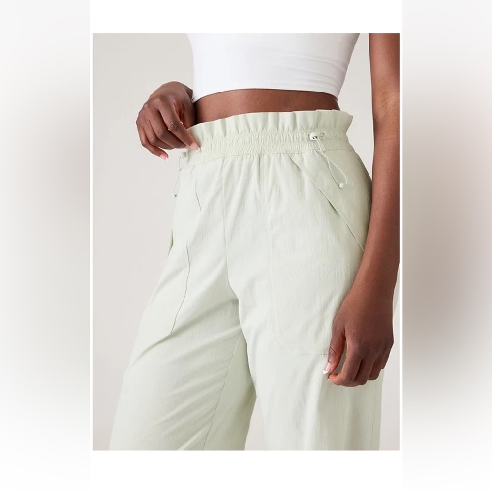 Athleta Trekkie High Rise Parachute Pant Sz 8 Mint Green Paperbag Waist Pull NWT - Picture 4 of 14